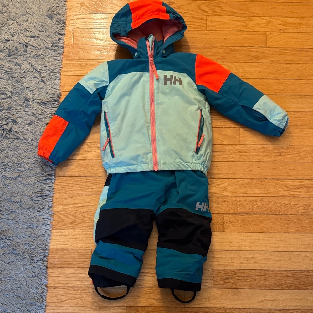 Helly Hansen toddler ski jacket and pants